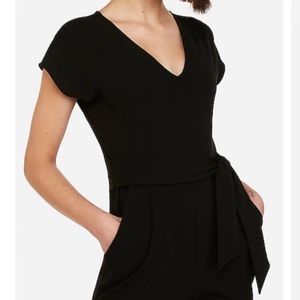 Express Jumpsuit Short-Sleeve Tie-waist